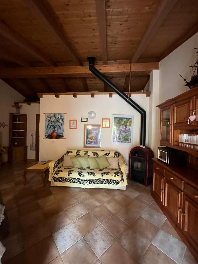 Вилла Casa Nel Borgo Di Сан-Панталео Экстерьер фото
